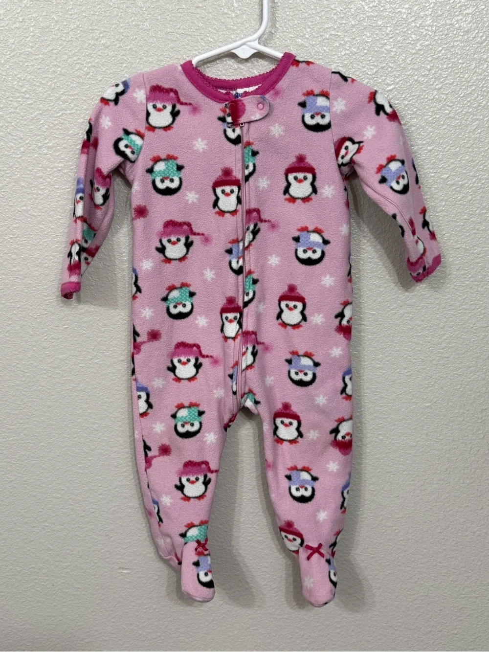 Babies R Us Pink Penguin Fleece Footed Pajamas Size 9M